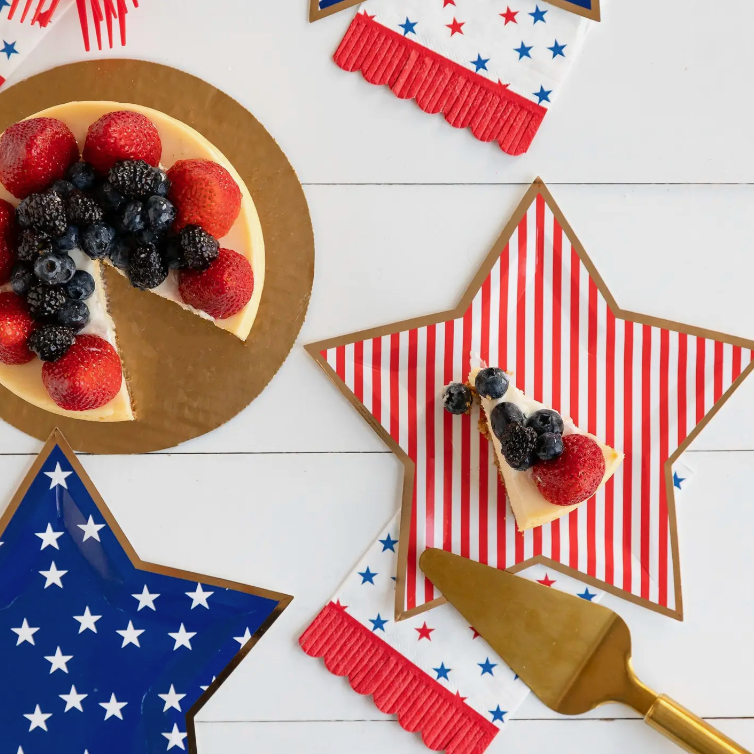 4th of July laydown with star plates and star printed napkins