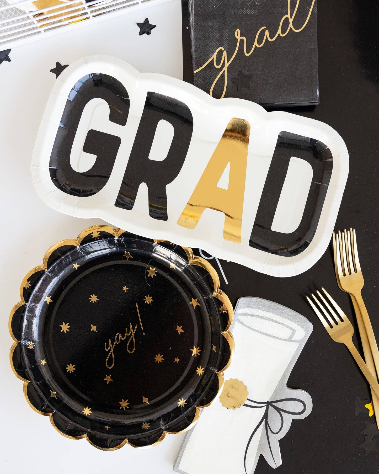 My Mind’s Eye - Yay Scalloped Plates