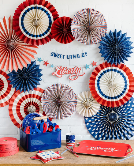 6 paper party fans with assorted red, white, blue, stars and stripe design