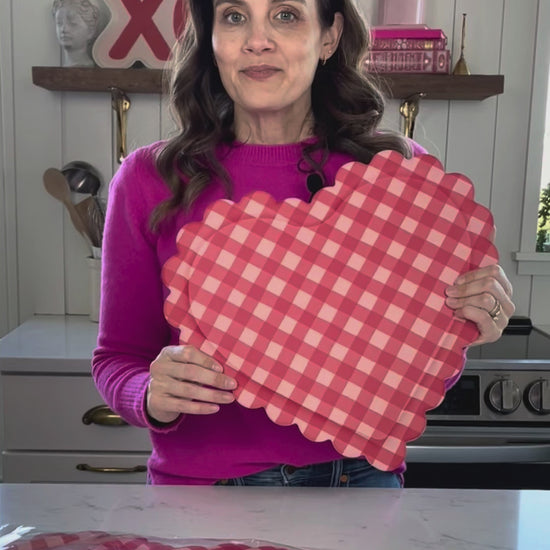 Informational video about the checkered heart tray