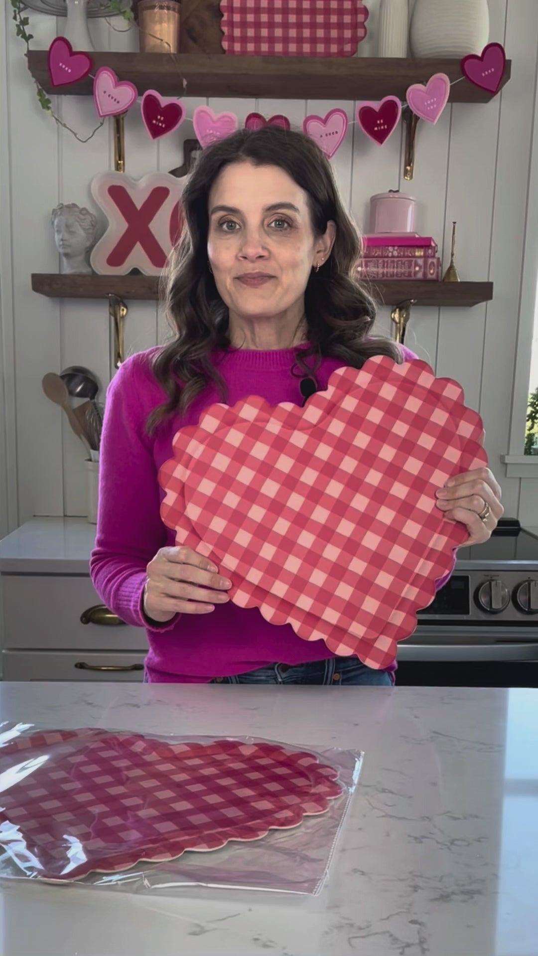 Informational video about the checkered heart tray