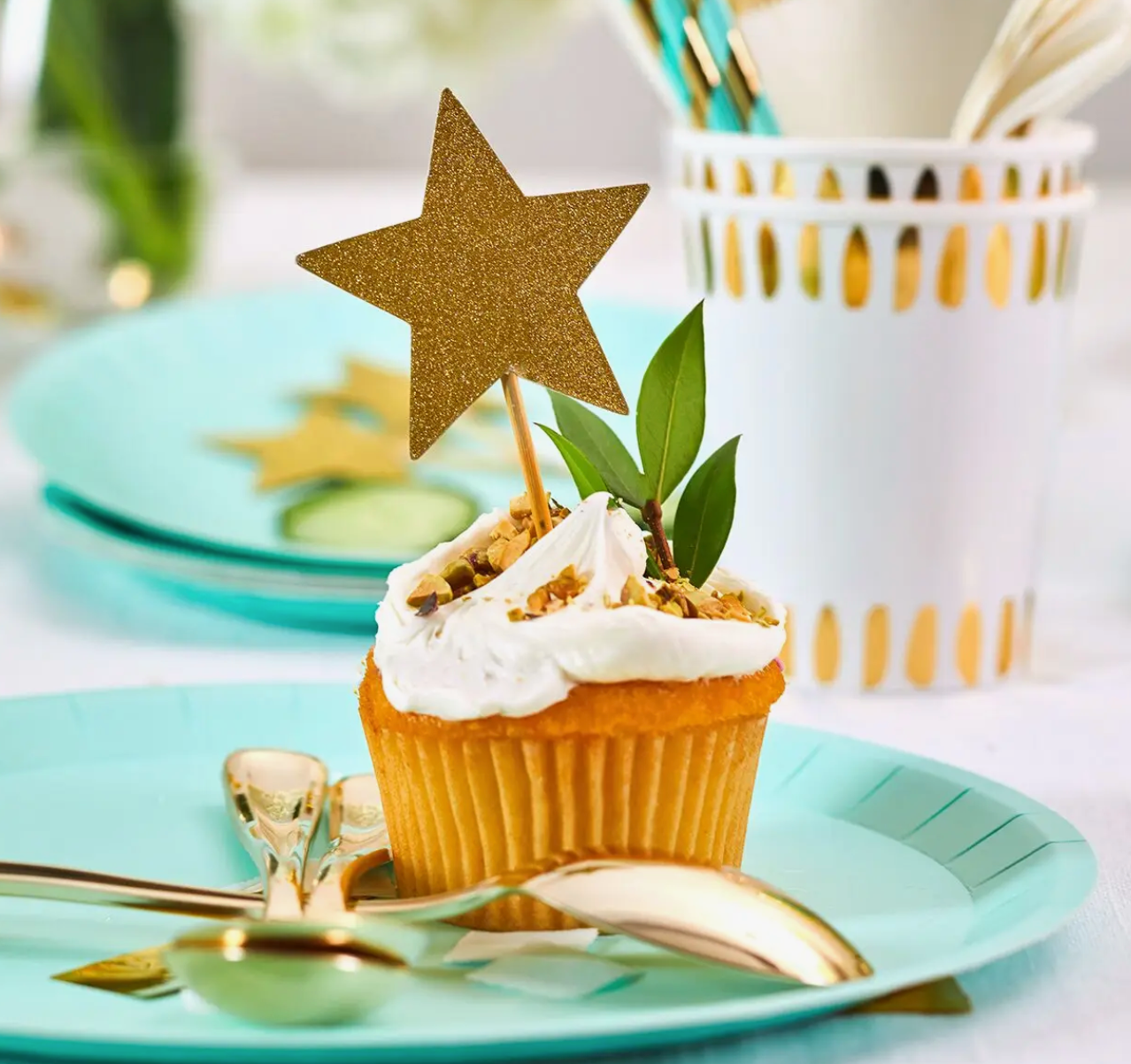 Coterie Party Supplies - Star Toppers