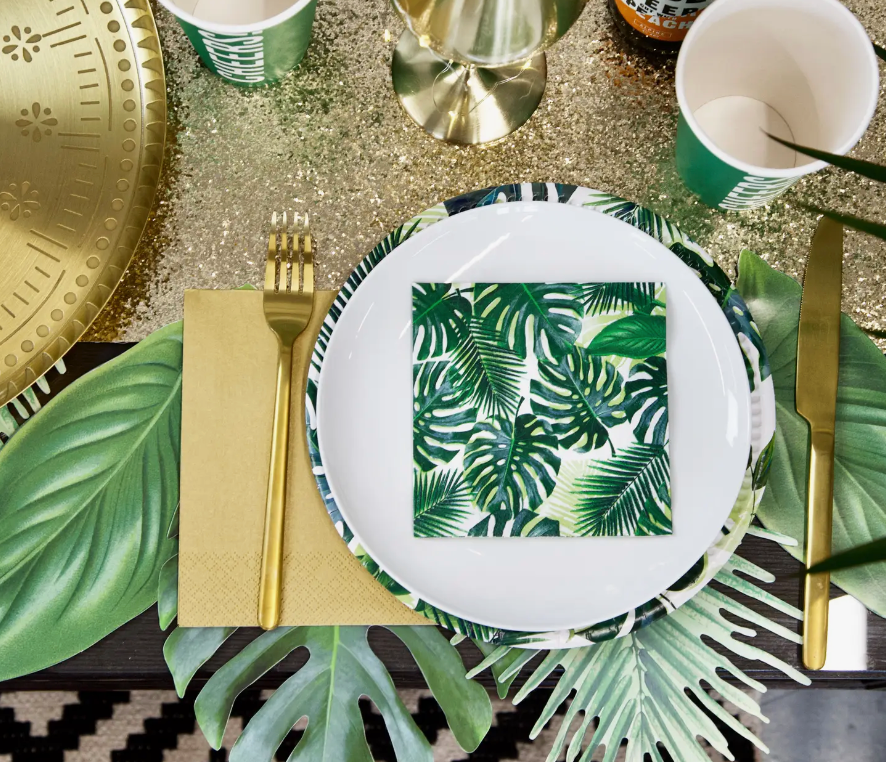 Set of 20 small cocktail paper napkins with a green palm leaf print